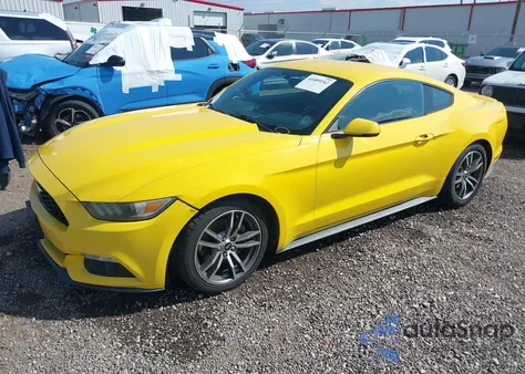 2015 Ford Mustang Ecoboost z USA, uszkodzony, nr VIN 1FA6P8TH5F5353020